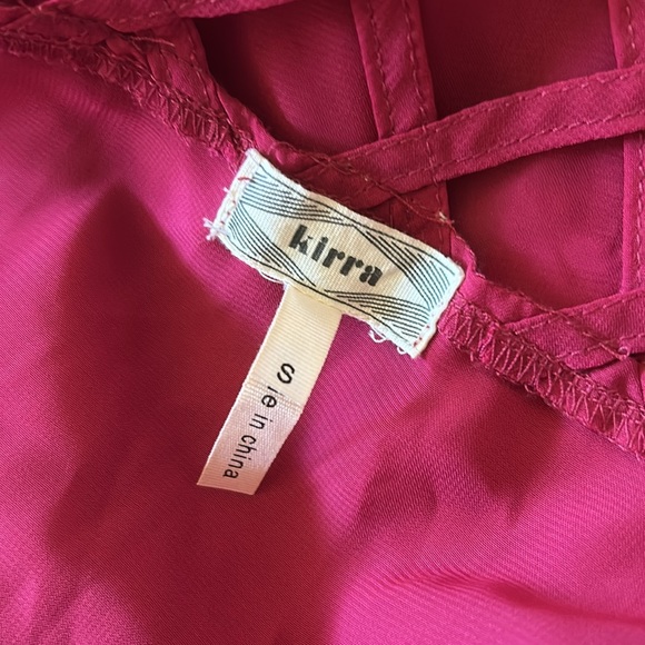 Sheer Grid Cutout Back Red Top - Picture 14 of 14